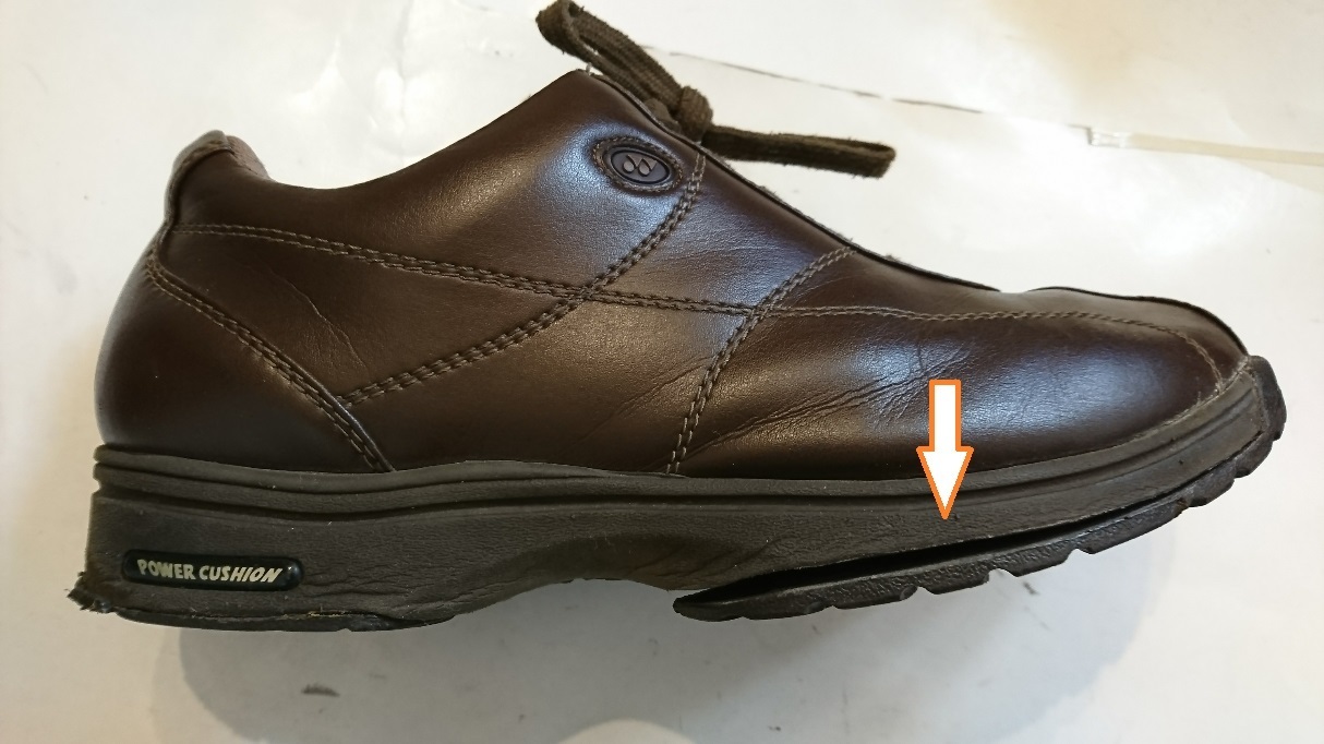 ウォーキングシューズのソール剥がれ修理とかかと製作修理 千葉の靴修理職人 ｓｈｕ ｓｈｏｅ