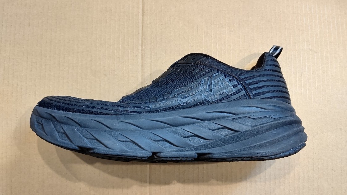 Hoka One One ホカオネオネ スニーカーのカウンター生地破れ補修修理 千葉の靴修理職人 ｓｈｕ ｓｈｏｅ